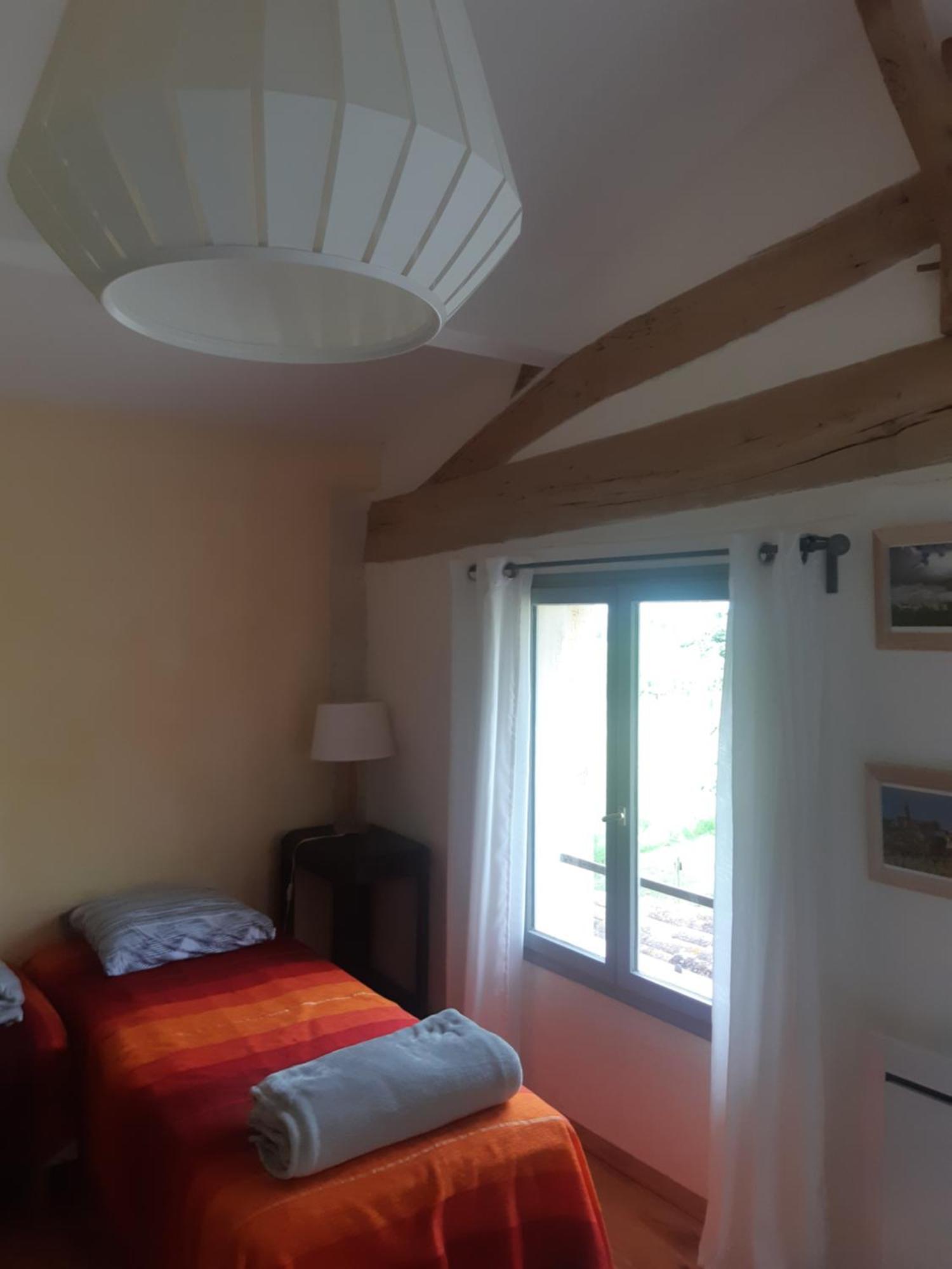 فندق 299 Bigaroux Saint-Émilion الغرفة الصورة